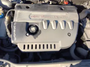Foto de CENTRALITA MOTOR UCE ALFA ROMEO 147 (190) 1.9 JTD CAT (110 CV / 81 KW)