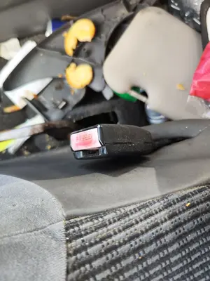 Foto de PRETENSOR AIRBAG DERECHO CITROEN XSARA PICASSO 1.6 HDi CAT (9HY / DV6TED4) (109 CV / 80 KW)