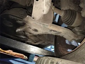 Foto de BRAZO SUSPENSION DELANTERO IZQUIERDO MITSUBISHI GRANDIS (NA0W)