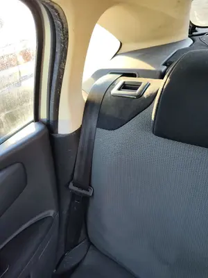 Foto de CINTURON SEGURIDAD TRASERO DERECHO CITROEN C4 BERLINA 1.6 16V HDi FAP (109 CV / 80 KW)