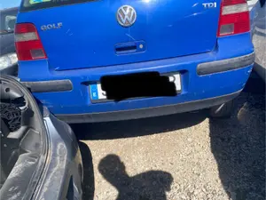 Foto de PARAGOLPES TRASERO VOLKSWAGEN GOLF IV BERLINA (1J1)(10.1997) 1.9 TDI (110 CV / 81 KW)