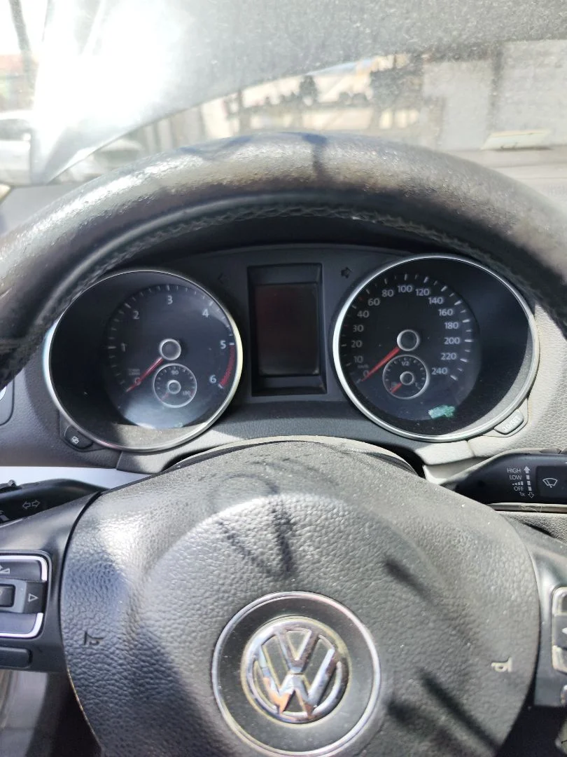 Foto de CUADRO INSTRUMENTOS VOLKSWAGEN GOLF VI (5K1)(10.2008) 2.0 TDI (110 CV / 81 KW) referencia 5K0920870C