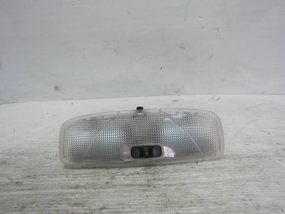 Foto de LUZ INTERIOR FORD FOCUS BERLINA (CAK) 1.8 TDCi Turbodiesel CAT (116 CV / 85 KW) referencia C95YA150541