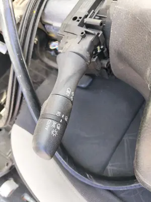 Foto de MANDO INTERMITENTES NISSAN MICRA (K14) 1.0 12V CAT (71 CV / 52 KW)