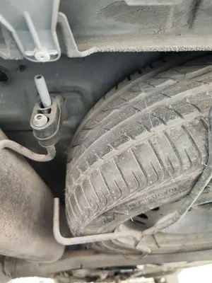Foto de RUEDA DE REPUESTO OPEL ZAFIRA B 1.9 CDTI (120 CV / 88 KW)