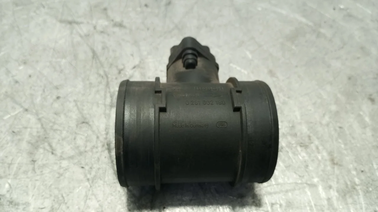 Foto de CAUDALIMETRO OPEL CORSA C 1.7 16V DI CAT (Y 17 DTL / LK8) (65 CV / 48 KW) referencia 0281002180