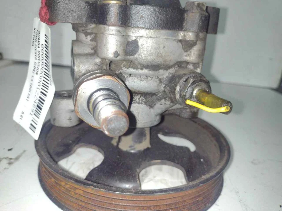 Foto de BOMBA DIRECCION FORD FIESTA (CBK) referencia KAYABA