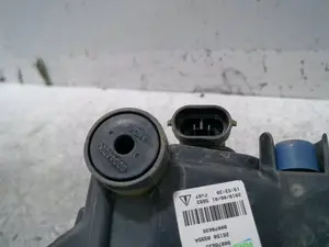 Foto de FARO ANTINIEBLA DERECHO NISSAN MICRA (K14) 1.0 12V CAT (71 CV / 52 KW) referencia 90078635 foto 4