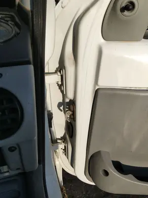 Foto de RETENEDOR PUERTA RENAULT KANGOO I (F/KC0) 1.9 dCi Diesel CAT (84 CV / 62 KW) referencia 7700303548