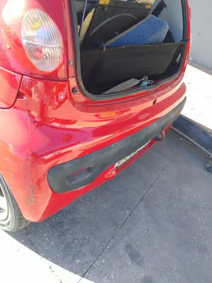 Foto de REFUERZO PARAGOLPES TRASERO PEUGEOT 107 1.0 CAT (384F) (68 CV / 50 KW)