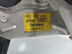 Foto de ELEVALUNAS DELANTERO DERECHO AUDI A6 BERLINA (4B2) 2.5 V6 24V TDI (150 CV / 110 KW) referencia 4B0837462 foto 4