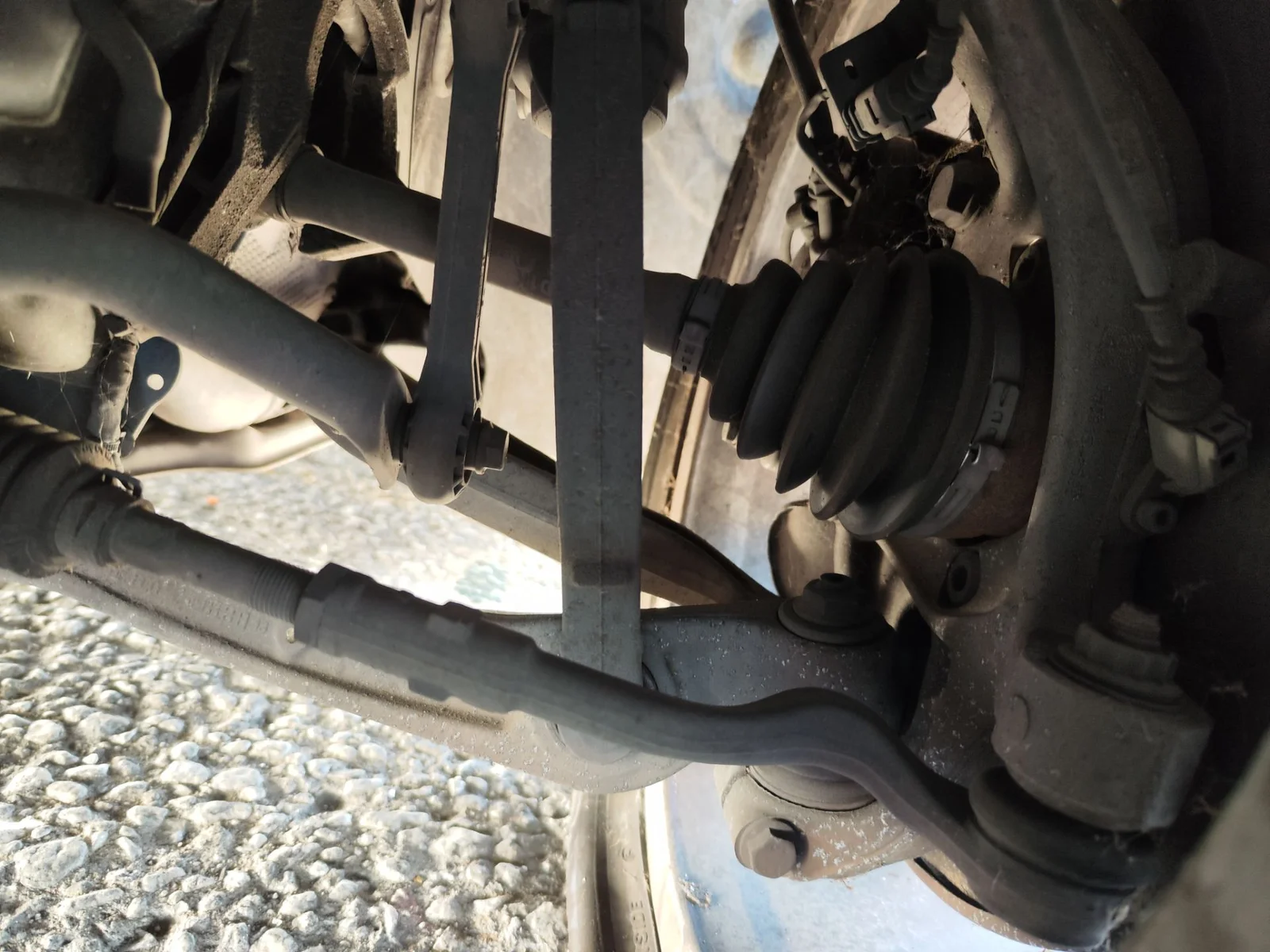 Foto de BRAZO SUSPENSION DELANTERO IZQUIERDO AUDI A6 AVANT (4GD) 2.0 16V TDI (190 CV / 140 KW) referencia 4G0407695