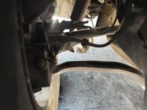 Foto de BRAZO SUSPENSION DELANTERO IZQUIERDO AUDI A6 BERLINA (4F2) 2.0 TDI (140 CV / 103 KW)
