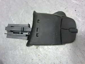 Foto de MANDO MULTIFUNCION FORD FOCUS BERLINA (CAK) 1.8 TDCi CAT (101 CV / 74 KW) referencia 98AB14K147AC foto 5