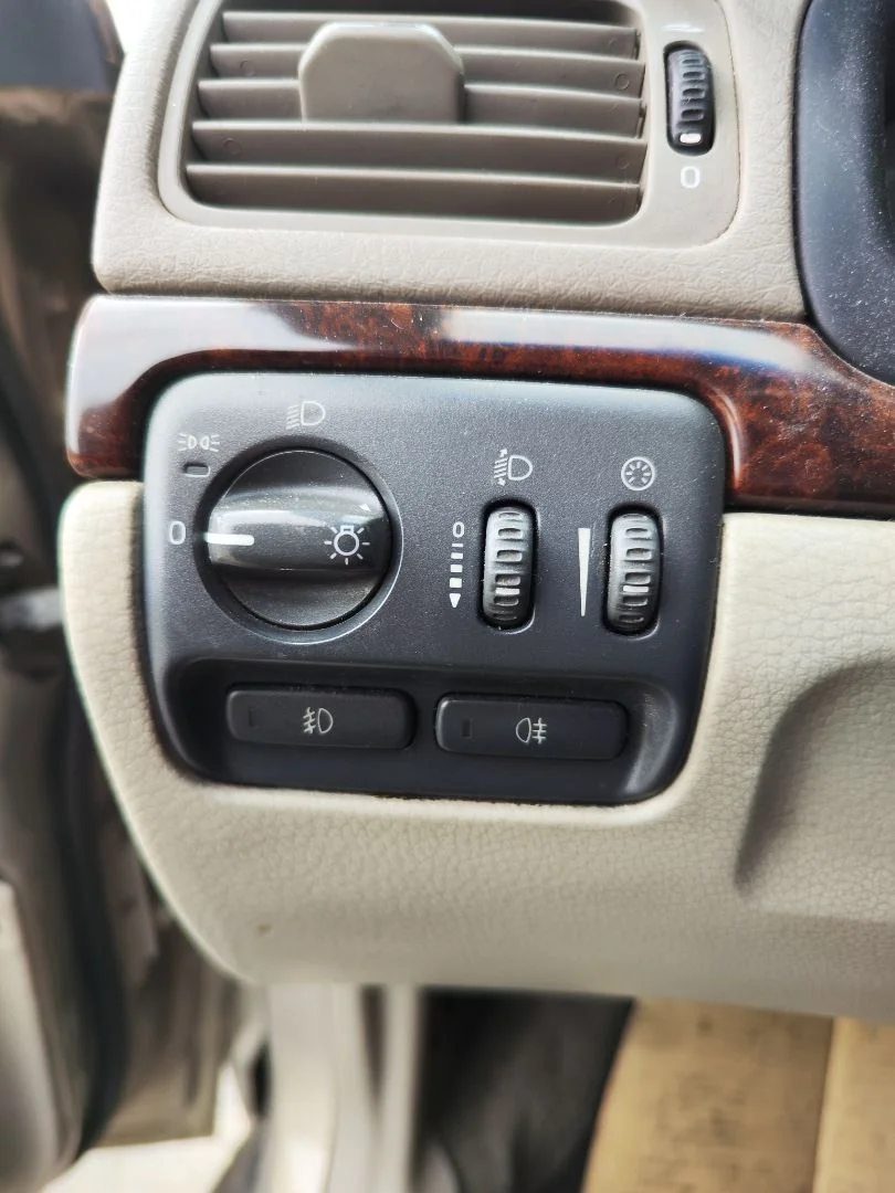 Foto de MANDO LUCES VOLVO S80 BERLINA 2.4 Diesel (131 CV / 96 KW)