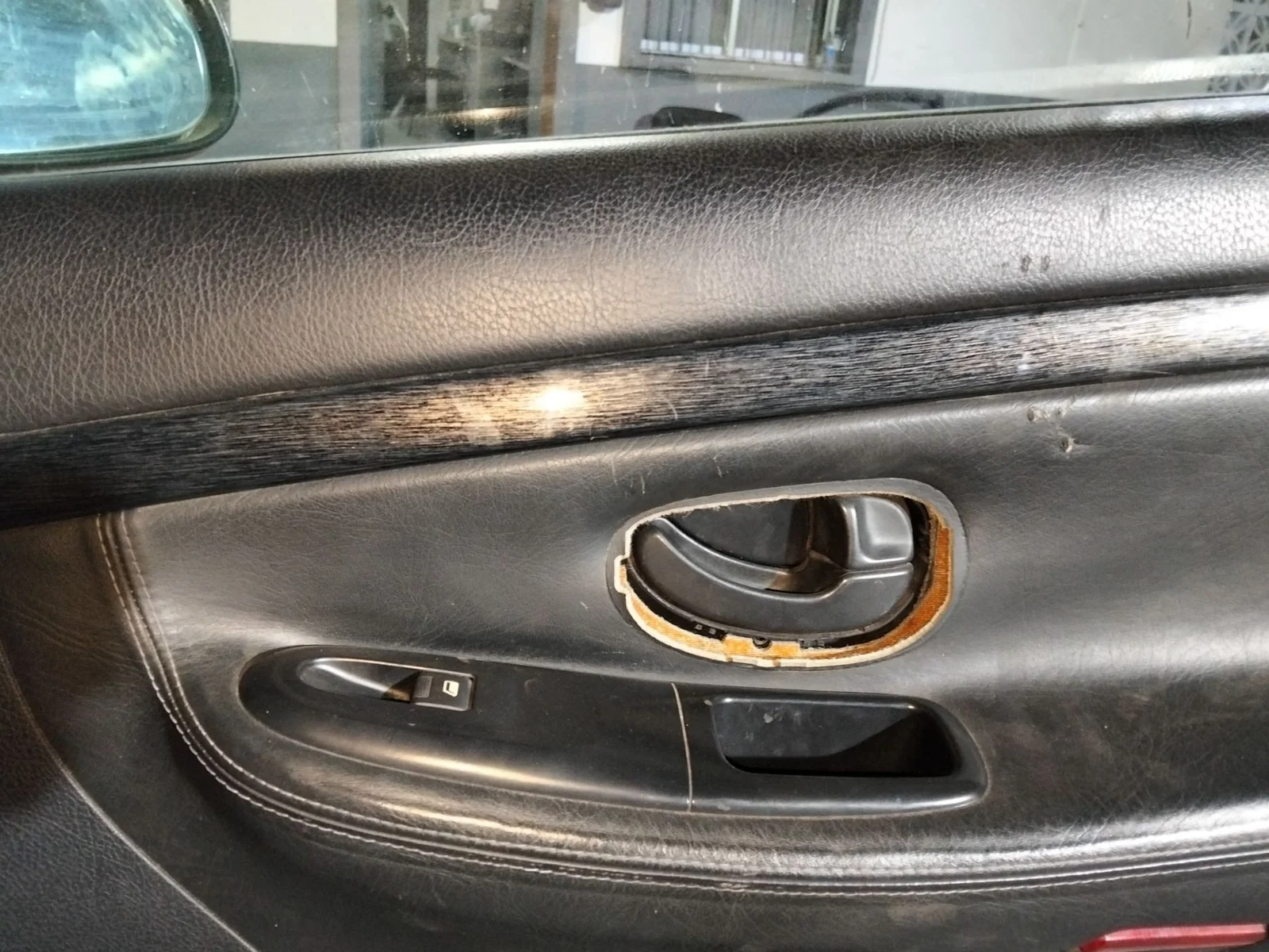 Foto de MANETA INTERIOR DELANTERA DERECHA PEUGEOT 406 BERLINA (S1/S2) 2.0 HDi CAT (90 CV / 66 KW) referencia 914388