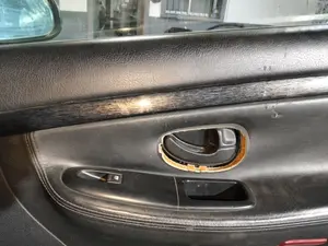 Foto de MANETA INTERIOR DELANTERA DERECHA PEUGEOT 406 BERLINA (S1/S2) 2.0 HDi CAT (90 CV / 66 KW) referencia 914388