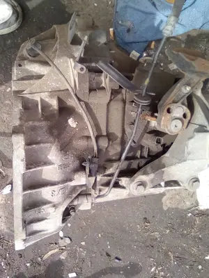 Foto de CAJA CAMBIOS FORD FOCUS BERLINA (CAK) referencia XS4R7F096 foto 2