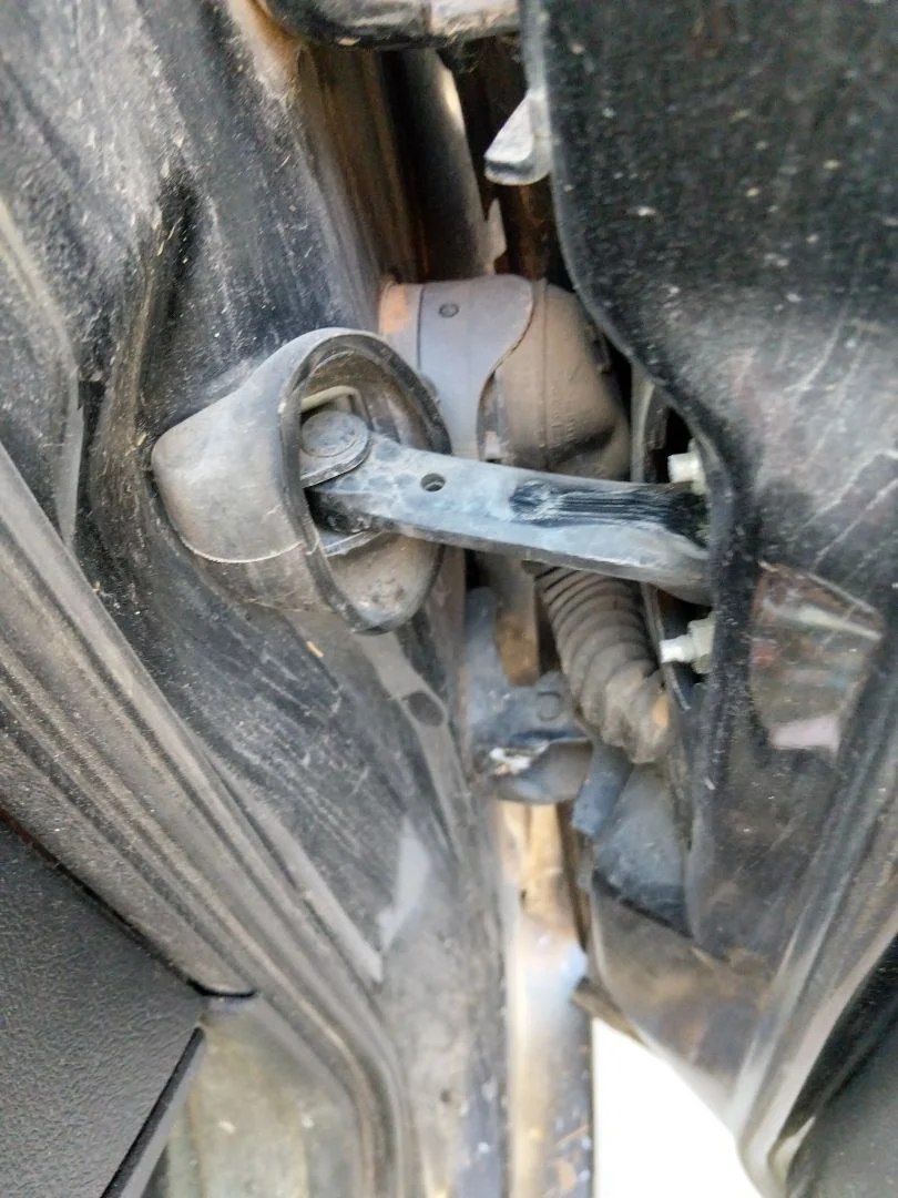 Foto de RETENEDOR PUERTA PEUGEOT 407 1.6 HDi FAP CAT (9HZ / DV6TED4) (109 CV / 80 KW) referencia 9181J0