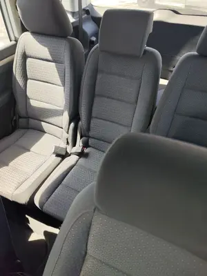 Foto de ASIENTO TRASERO MEDIO VOLKSWAGEN TOURAN (1T1) 1.9 TDI (105 CV / 77 KW)