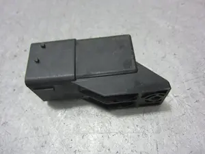 Foto de CAJA PRECALENTAMIENTO PEUGEOT 207 1.4 HDi FAP (68 CV / 50 KW) referencia 9802424080 foto 3