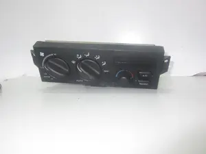 Foto de MANDO CLIMATIZADOR CHRYSLER JEEP GR.CHEROKEE (ZJ)/(Z) 5.2 V8 CAT (212 CV / 156 KW) referencia 55116065