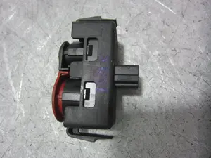Foto de WARNING RENAULT CLIO III 1.2 (75 CV / 55 KW) referencia 8200214896 foto 3