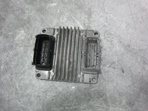 Foto de CENTRALITA MOTOR UCE CHEVROLET AVEO BERLINA 1.4 CAT (94 CV / 69 KW) referencia 96436779