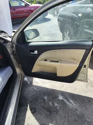 Foto de GUARNECIDO PUERTA DELANTERA DERECHA FORD MONDEO TURNIER (GE) 2.0 TDCi TD CAT (116 CV / 85 KW) referencia 1357132 foto 2