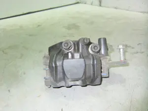 Foto de PINZA DE FRENO DELANTERA DERECHA HONDA PCX 125 125 cm3 - 8.6 kW (0 CV / 0 KW) referencia 45150KWN641 foto 4