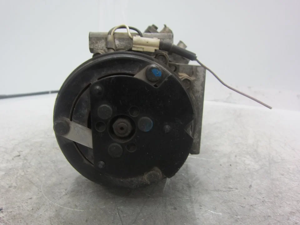 Foto de COMPRESOR AIRE ACONDICIONADO RENAULT CLIO II FASE I (B/CB0) 1.2 (58 CV / 43 KW) referencia 8200037058