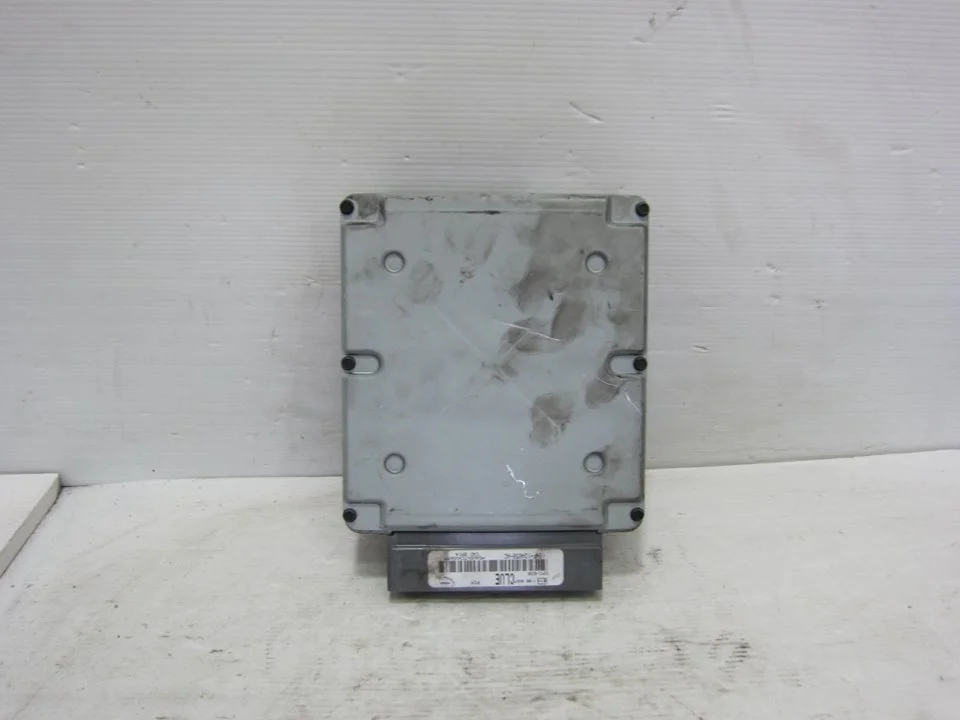 Foto de CENTRALITA MOTOR UCE FORD FOCUS BERLINA (CAK) 1.8 TDDI Turbodiesel CAT (90 CV / 66 KW) referencia 1S4F12A650AC