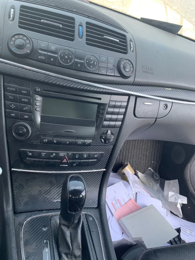 Foto de SISTEMA AUDIO / RADIO CD MERCEDES-BENZ CLASE E (BM 211) BERLINA 2.7 CDI CAT (177 CV / 130 KW)