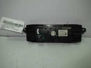 Foto de PANTALLA MULTIFUNCION CITROEN BERLINGO referencia 439997XT foto 2