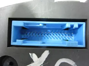 Foto de CUADRO INSTRUMENTOS SEAT LEON (1M1) 1.9 TDI (110 CV / 81 KW) referencia 88311292 foto 5