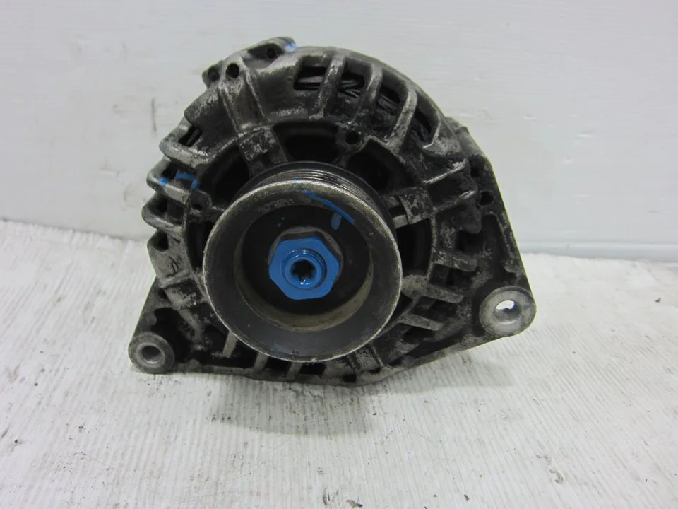 Foto de ALTERNADOR AUDI A6 AVANT (4B5) referencia 059903015G