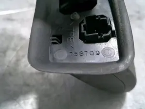Foto de MANDO MULTIFUNCION FORD FOCUS BERLINA (CAP) 1.6 TDCi CAT (109 CV / 80 KW) referencia 758709 foto 4