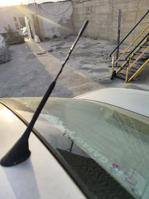 Foto de ANTENA ALFA ROMEO 159 (140) 1.9 JTD (M) 16V CAT (150 CV / 110 KW) referencia 50508222
