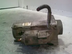 Foto de MOTOR ARRANQUE AUDI A8 (4E) referencia 077911023J