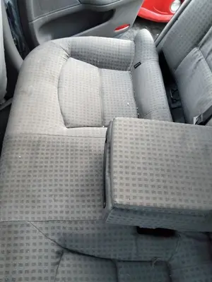 Foto de ASIENTO TRASERO MEDIO RENAULT LAGUNA II (BG0) 1.9 dCi Diesel CAT (101 CV / 74 KW) foto 4