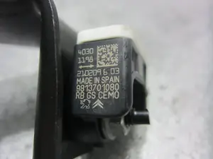 Foto de SENSOR PEUGEOT 508 Híbrido 265 kW (1.6 Ltr. - 147 kW) (360 CV / 265 KW) referencia 9813701080 foto 4