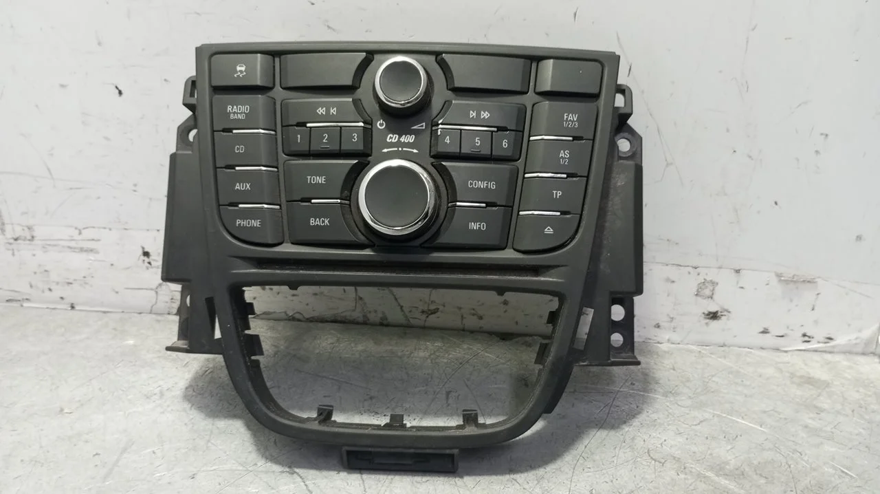 Foto de SISTEMA AUDIO / RADIO CD OPEL ASTRA J BERLINA 5P 1.7 16V CDTI (110 CV / 81 KW) referencia 13346050