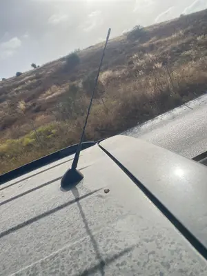 Foto de ANTENA SUZUKI GRAND VITARA (JB/JT) 2.0 16V CAT (140 CV / 103 KW) referencia 39253-65JB0-000