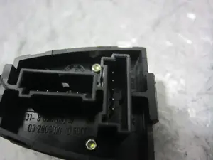 Foto de MANDO RETROVISOR BMW SERIE 3 BERLINA (E46) 3.0 24V Turbodiesel CAT (184 CV / 135 KW) referencia 03200500 foto 4