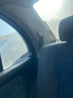 Foto de CINTURON SEGURIDAD TRASERO DERECHO NISSAN ALMERA (N15) 2.0 Diesel (75 CV / 55 KW)