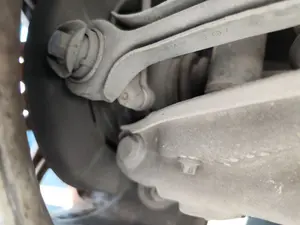 Foto de MANGUETA TRASERA IZQUIERDA BMW SERIE 3 BERLINA (E90) 2.0 16V Diesel (163 CV / 120 KW)