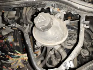 Foto de DEPOSITO EXPANSION CITROEN JUMPY 1.6 16V HDi (90 CV / 66 KW) referencia 1323AC