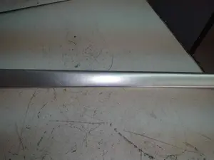 Foto de MOLDURA AUDI A4 AVANT (8E) referencia 8E0867420 foto 3
