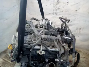 Foto de MOTOR COMPLETO TOYOTA YARIS (P13) 1.5 16V CAT (Híbrido) (75 CV / 55 KW) referencia 1NZFXE X1NP92 foto 3