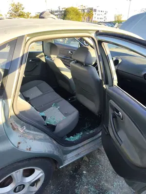 Foto de GOMAS CONTORNO PUERTA SEAT CORDOBA BERLINA (6L2) 1.4 16V (75 CV / 55 KW)
